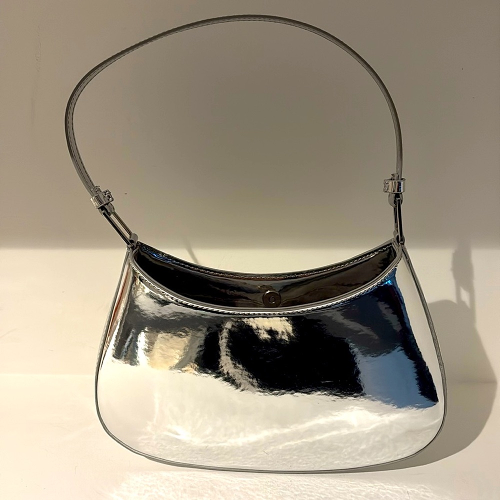 Silver Metallic Shoulder Bag.